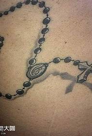 Terug Cross Chain Tattoo patroon