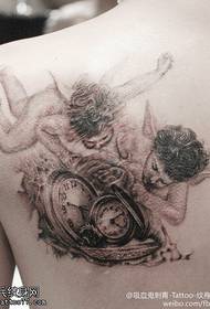modello di tatuaggio orologio bello ed elegante