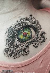светао јасан узорак тетоважа за очи