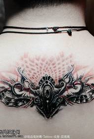Cool knappe tirannen tattoo patroon