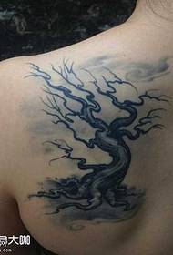zadný strom tetovanie vzor