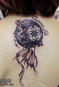 Imodeli ye-tattoo Emnyama Ye-Dreamcatcher