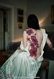 incantato fiore fiammeggiante Modello del tatuaggio
