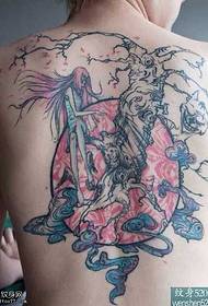 delikata luna arbo tatuaje ŝablono