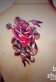 Rugkleur Mooi roos tattoo patroon