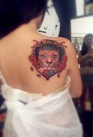 სილამაზის უკან cute 喵 Miss Tattoo