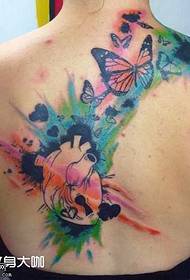 Leđni uzorak za tetovažu leptira u obliku srca