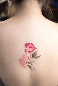 Mädchen zurück Blume Tattoo Tattoo ist sehr charmant