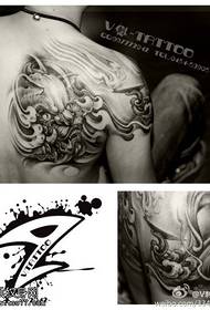 Patrón de tatuaje de león Tang auspicioso rico