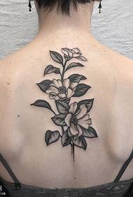 nazaj tetovirani cvetni vzorec tatoo