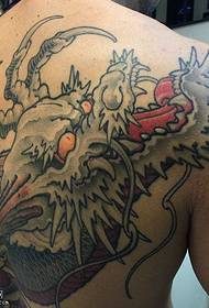 Назад реална шема на тетоважи со еднорог