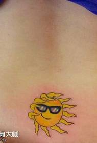 Terug kleine zon tattoo patroon