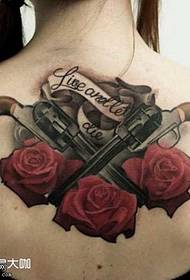 Rückenrose Pistole Tattoo-Muster