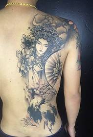 80 tatuajes de flores de personalidade de media parte masculina 77650 - tatuaje de ala guapo na parte traseira do home