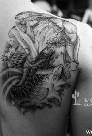 modello di tatuaggio ricco di pesci di buon auspicio