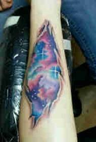 Stella della ragazza del tatuaggio del cielo stellato di Harajuku dipinta sulla foto del tatuaggio stellato