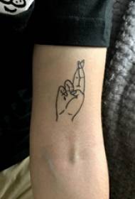 Μορφή τατουάζ χειρονομία μαθήτρια του σχολικού τάφου σε μαύρο εικόνα τατουάζ χειρονομία