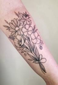 Minimalistisk linje tatovering mannlig hånd på svart blomst tatoveringsbilde