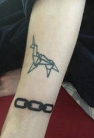 Uniana Geometric Uniana tattoo kotiro kotiro i runga i pango unicorn tattoo pikitia