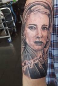 Carachtar carachtair carachtar tattoo portráid ar phatrún tattoo carachtar baineann