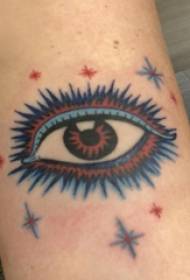 მკლავის ტატულის სურათი სკოლის ბიჭს ფერადი თვალების tattoo სურათით