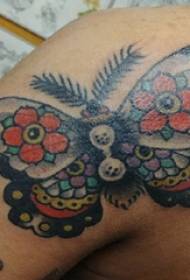 Lengan tato kupu-kupu 3d anak laki-laki pada bunga dan gambar tato kupu-kupu