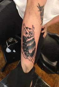 Arm tattoo zvinhu, ruoko rwechirume, dema owl tattoo mufananidzo