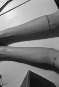 Невеликий свіжий літературні татуювання дівчина проста лінія малюнок татуювання на руку