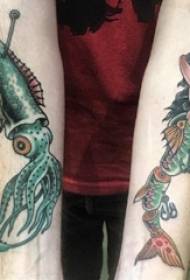 Матеріал татуювання на руках, малюнок татуювання кальмарів та русалок