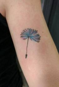 ຍິງ tattoo Dandelion ທີ່ມີຮູບແຕ້ມປະດັບປະດາໃນຮູບແຂນ dandelion