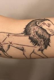 Gambar lengan tato gadis singa pada gambar tato singa hitam