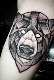 Геометричні тварина татуювання тварина рука студента на малюнку татуювання чорний ведмідь