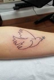Dove tatuering tjej arm arm minimalistiska duva tatuering bild