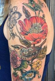 Para dużych tatuaży duże ramię chłopca na kwiaty i zdjęcia tatuaży ptaków