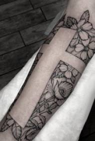 Arm tattoo material, male arm, bulaklak at cross tattoo na larawan