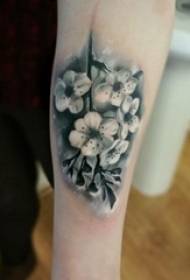 Cucur kembang kembang kelopak gadis pésta berwarna gambar céri tato dina panangan