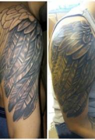 紋身天使的翅膀男孩武器在天使的翅膀紋身圖片