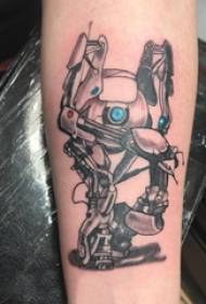 Tatuaż robota, żywy obraz robota na ramieniu chłopca