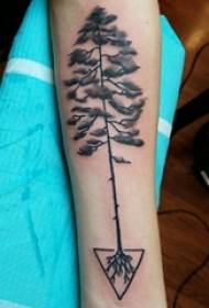 Braço tatuagem foto menino de escola braço no triângulo e árvore tatuagem foto