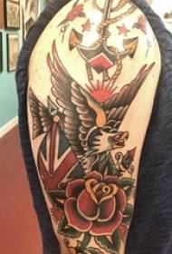 Tattoo eagle patroon mannelijke student arm eagle tattoo patroon