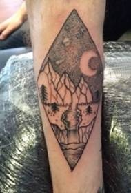 Tatuaje de brazo brazo de rapaz en rombo e fotos de tatuaxes de paisaxes