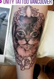 Yarinya sabo fati tattoo cat with cat tattoo on hannu