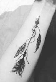 Материјал за тетоважа на рака, машка стрела, црна стрела слика за тетоважа