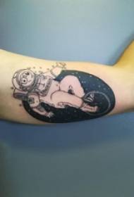 Τατουάζ μαύρο αρσενικό κώλο για την εικόνα μαύρο αστροναύτη τατουάζ