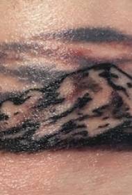 Hill Peak Tattoo Boys Armband Tattoo Изображение с изображением горного пика