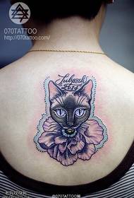 leđa ljubičasta fantomska boja tetovaža mačka u stilu baroka