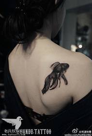 Tattoo show, recommend a woman's back goldfish tattoo work