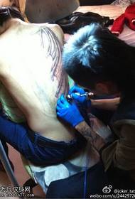 bel modello di tatuaggio markus fresco