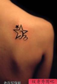 Neliels svaigas muguras unikāls piecu zvaigžņu tetovējums