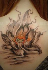 Patrún Tattoo Floral: Patrún Tattoo Ar ais Lotus